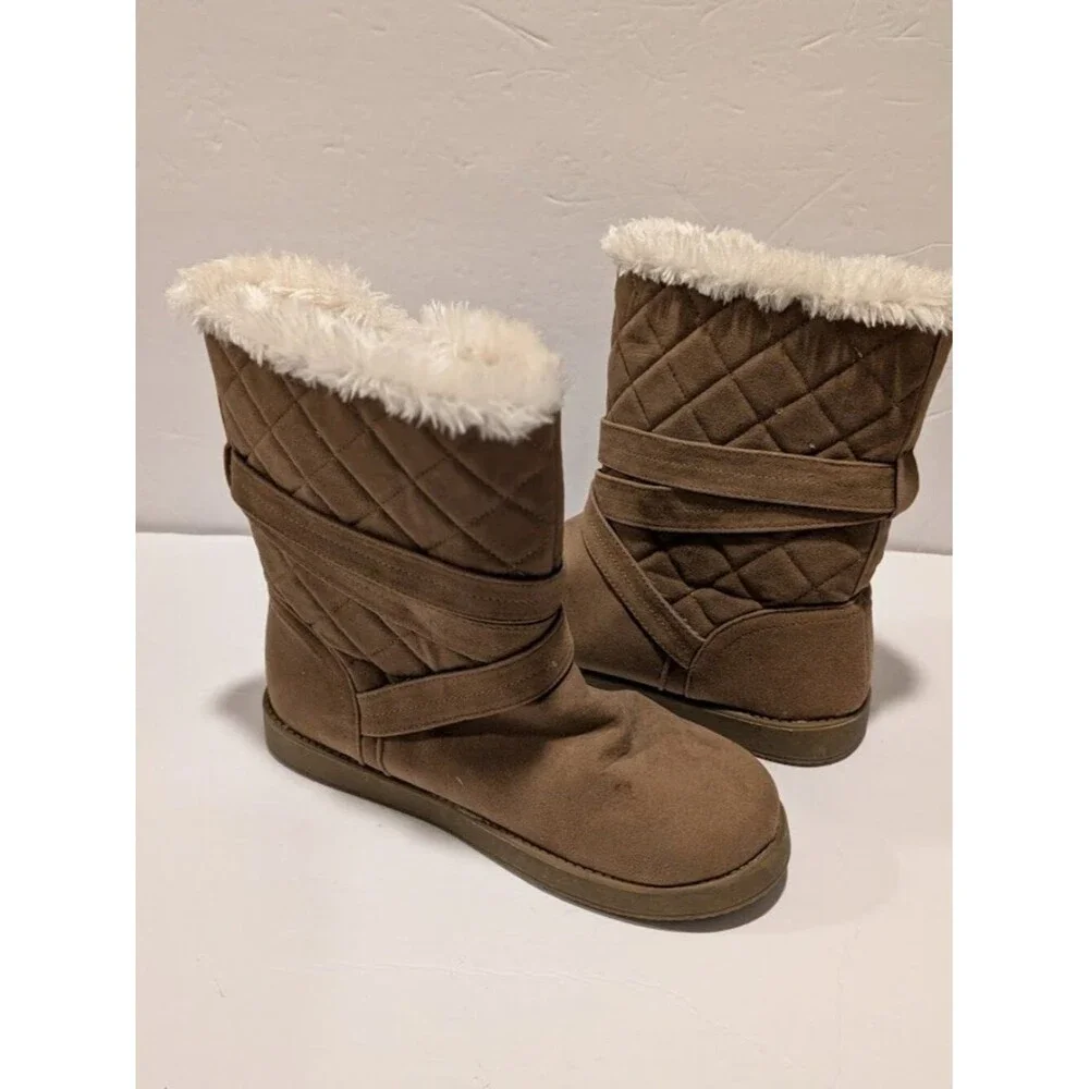 G by Guess Women's 7.5 Brown Boots